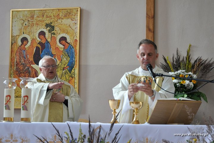 108 Rekolekcyjna Eucharystia.jpg